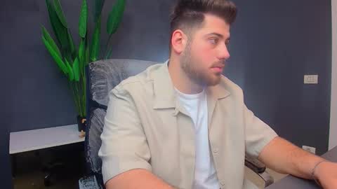 Snapshot of daxgreer chatting on March 2026 04:23:01 AM DaxGreer online show from March 2026 04:23:01 AM