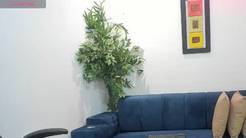 Snapshot of dayan_torres chatting on April 2026 11:03:02 AM dayan_torres online show from April 2026 11:03:02 AM