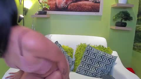 Snapshot of dayan_torres chatting on May 2026 02:45:01 PM dayan_torres online show from May 2026 02:45:01 PM