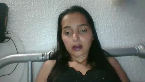 dayana_cruz online show from April 2026 03:57:01 AM