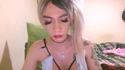 Snapshot of dayanna_01_ chatting on December 2024 06:10:01 PM dayanna_01_ online show from December 2024 06:10:01 PM