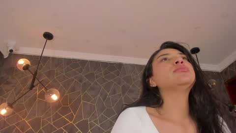 Snapshot of dayra_angels chatting on April 2026 05:43:01 PM DAYRA ANGELS online show from April 2026 05:43:01 PM
