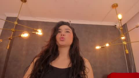 Snapshot of dayra_angels chatting on May 2026 06:01:02 PM DAYRA ANGELS online show from May 2026 06:01:02 PM