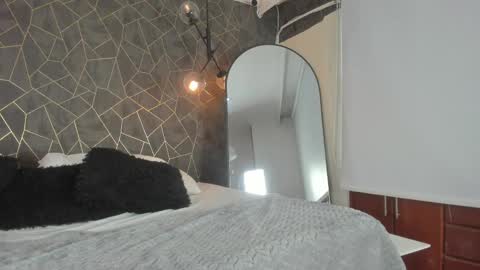 Snapshot of dayra_angels chatting on May 2026 07:44:02 PM DAYRA ANGELS online show from May 2026 07:44:02 PM