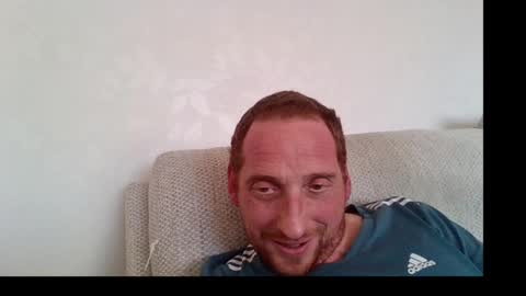 Snapshot of dazza2574 chatting on October 2025 02:56:02 PM dazza2574 online show from October 2025 02:56:02 PM