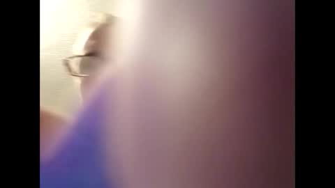 Snapshot of dazzill chatting on December 2024 05:04:01 PM Dazzill online show from December 2024 05:04:01 PM