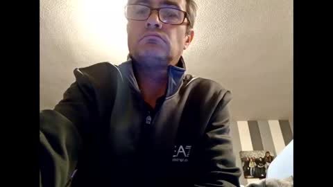 Snapshot of dazzill chatting on January 2025 07:03:01 PM Dazzill online show from January 2025 07:03:01 PM