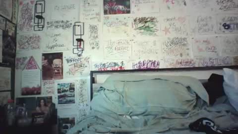 dbeamon92 online show from April 2026 02:36:02 PM