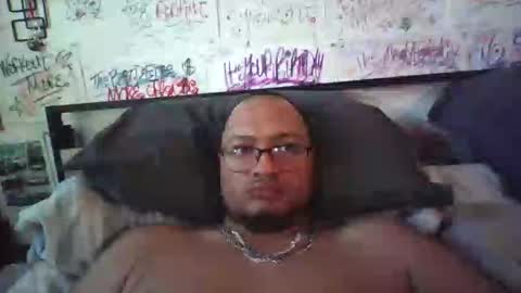 dbeamon92 online show from April 2026 07:07:02 PM