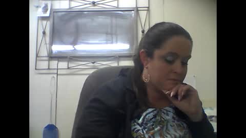 Snapshot of dblack81 chatting on January 2025 01:19:01 PM dblack81 online show from January 2025 01:19:01 PM