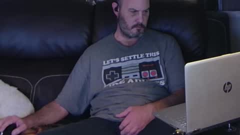 want girl to play with me online show from November 2025 08:18:01 PM