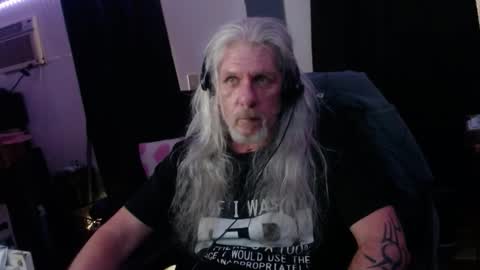 deaconoddeye online show from December 2025 08:15:02 PM