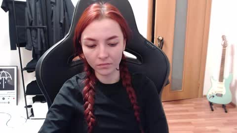 freak online show from December 2024 11:08:02 PM