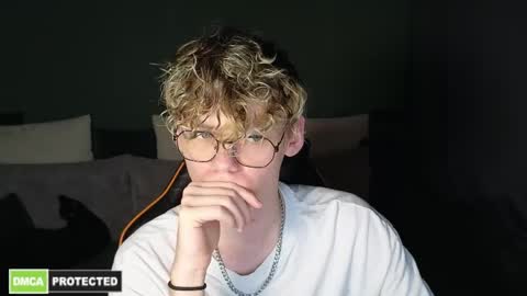 dear kirill online show from April 2026 11:44:01 PM