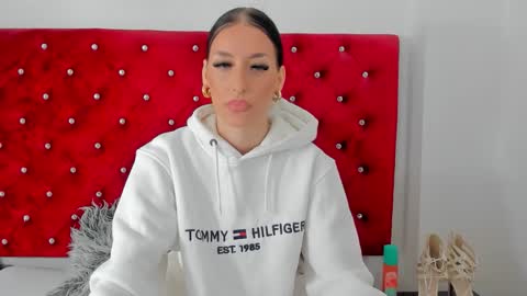 Snapshot of dearjasmine chatting on September 2025 06:57:02 AM Jasmine online show from September 2025 06:57:02 AM