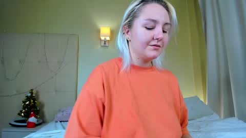 Debbie Mon Tue Fri Sun Sat GMT 3 1000am - 0400pm  online show from December 2024 06:52:02 PM