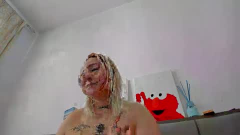 Debbie Mon Tue Fri Sun Sat GMT 3 1000am - 0400pm  online show from February 2025 12:41:01 AM