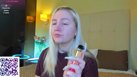 Debbie Mon Tue Fri Sun Sat GMT 3 1000am - 0400pm  online show from March 2026 05:13:02 PM