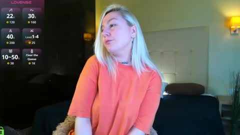 Debbie Mon Tue Fri Sun Sat GMT 3 1000am - 0400pm  online show from April 2026 05:07:01 PM