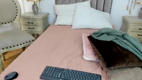 Debora online show from March 2025 02:32:02 PM