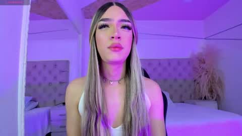 Snapshot of deboracopper chatting on February 2026 11:45:01 PM DeboraCooper online show from February 2026 11:45:01 PM