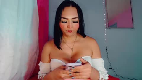 Snapshot of deboragill chatting on June 2026 11:07:02 PM deboragill online show from June 2026 11:07:02 PM