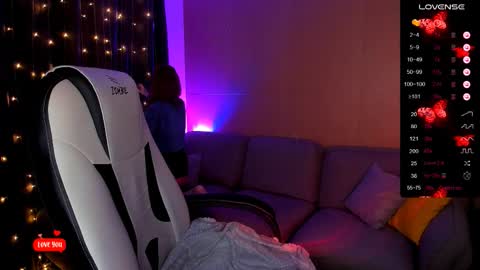 Snapshot of deborah_moore chatting on November 2025 02:22:01 AM Debora online show from November 2025 02:22:01 AM