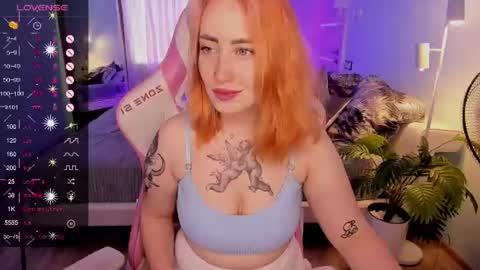 Snapshot of deborah_moore chatting on June 2026 02:07:01 AM Debora online show from June 2026 02:07:01 AM