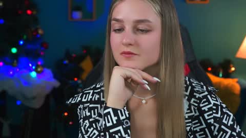 Snapshot of deboralarson chatting on December 2024 10:16:02 AM Debora online show from December 2024 10:16:02 AM