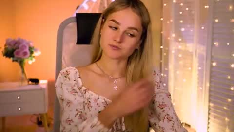 Snapshot of deboralarson chatting on July 2026 03:35:01 AM Debora online show from July 2026 03:35:01 AM