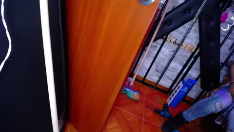 Snapshot of deborass_bdsm chatting on December 2024 06:27:02 PM DEBORA online show from December 2024 06:27:02 PM