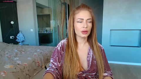 Monique online show from January 2026 09:04:02 AM