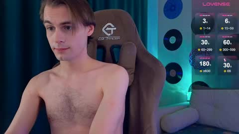 Samuel online show from April 2026 10:14:02 PM