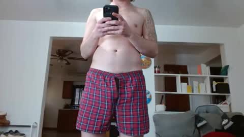 Snapshot of decentdick93 chatting on March 2025 03:27:01 PM Decentdick93 online show from March 2025 03:27:01 PM