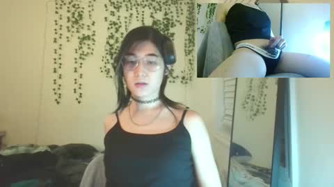 deciduousdoll online show from January 2026 06:29:02 AM