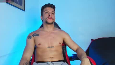 Santiago online show from March 2026 04:19:01 AM