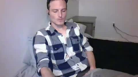 Snapshot of dee4dayz19 chatting on October 2025 02:01:02 AM Dee4dayz online show from October 2025 02:01:02 AM