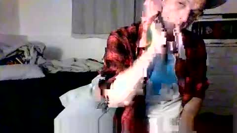 Dee4dayz online show from June 2026 05:01:01 AM