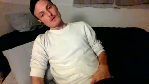 Dee4dayz online show from June 2026 02:00:01 AM