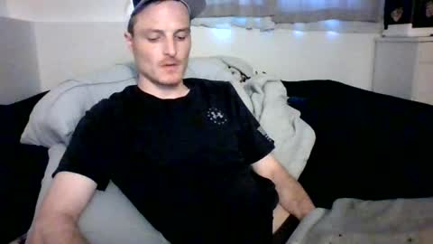 Dee4dayz online show from June 2026 06:51:01 PM
