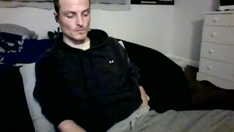 Dee4dayz online show from August 2026 01:20:01 AM