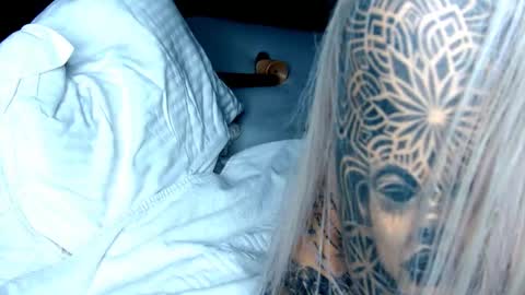 Snapshot of dee_waters chatting on December 2024 04:06:01 PM Tikhomirov old usersname Instagram- tikhomirovandreea17 Twitter DeeaOfficial17 online show from December 2024 04:06:01 PM