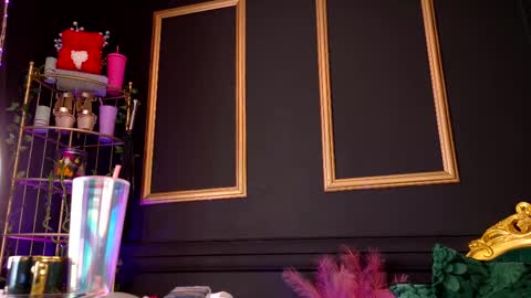 Snapshot of deeadiamond chatting on March 2025 08:08:01 AM Deea online show from March 2025 08:08:01 AM