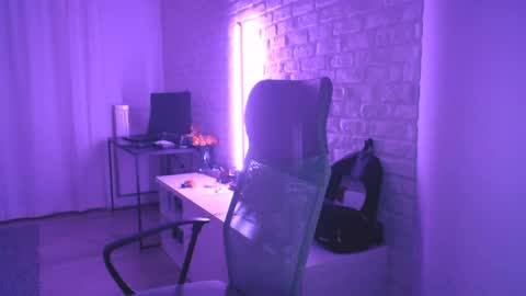 Amanda online show from May 2026 08:07:02 PM