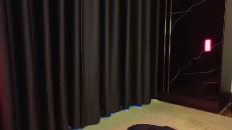 deedeedoll online show from January 2026 01:43:01 AM