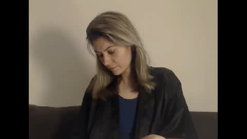 Deelightfull online show from December 2024 09:39:01 AM