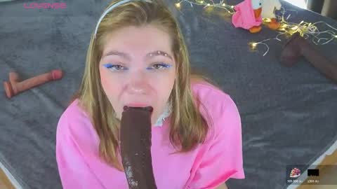 Sophie online show from April 2026 08:44:02 AM