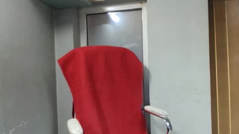 hi guys i m a cute milf i m here for good time and nice people pls be respectfool and enjoy me online show from October 2025 08:42:02 AM