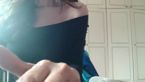 KamiDevi online show from March 2026 01:11:02 PM