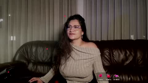 Snapshot of deesseluxure_ chatting on January 2025 06:06:02 AM Andre online show from January 2025 06:06:02 AM